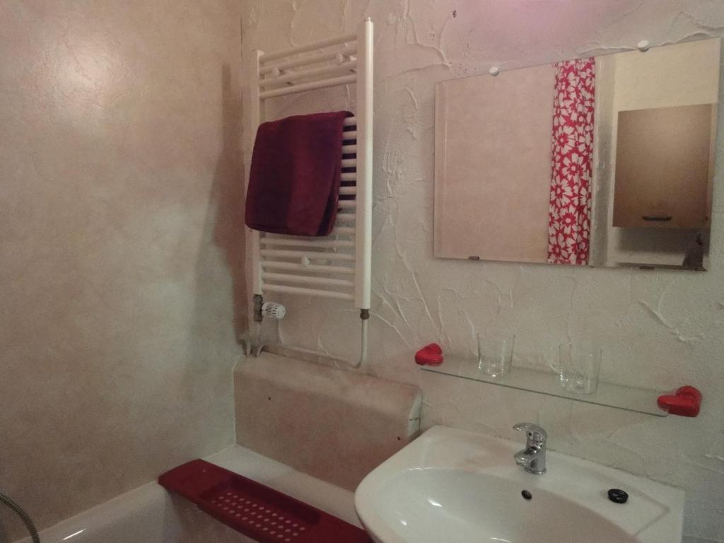 Le Studio de Christine Apartamento Durbuy Habitación foto