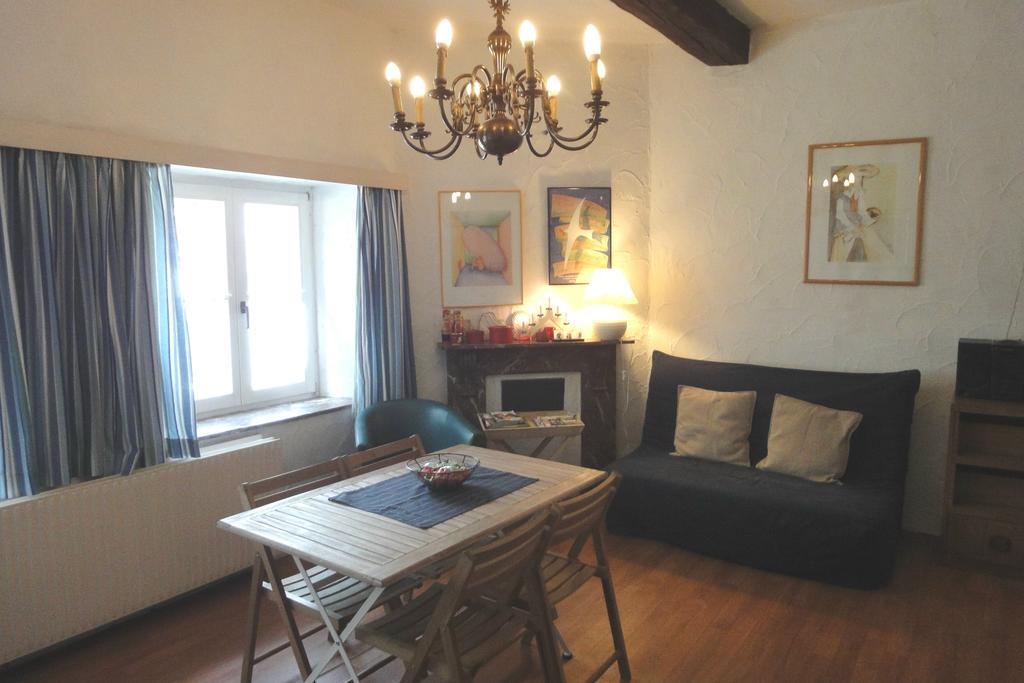 Le Studio de Christine Apartamento Durbuy Exterior foto